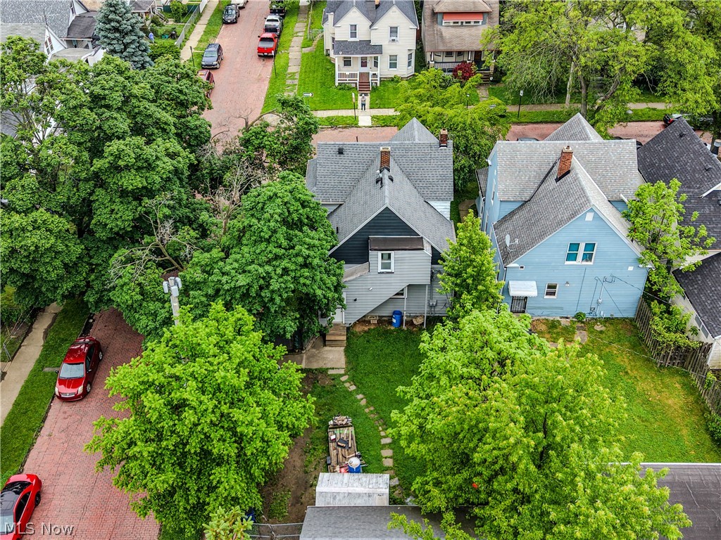 2102 W 96th Street Cleveland OH 44102