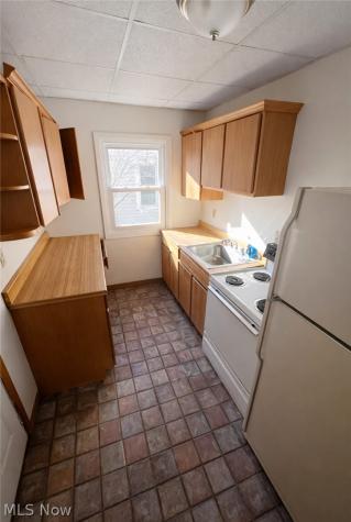 16224 Huntmere Avenue Cleveland OH 44110