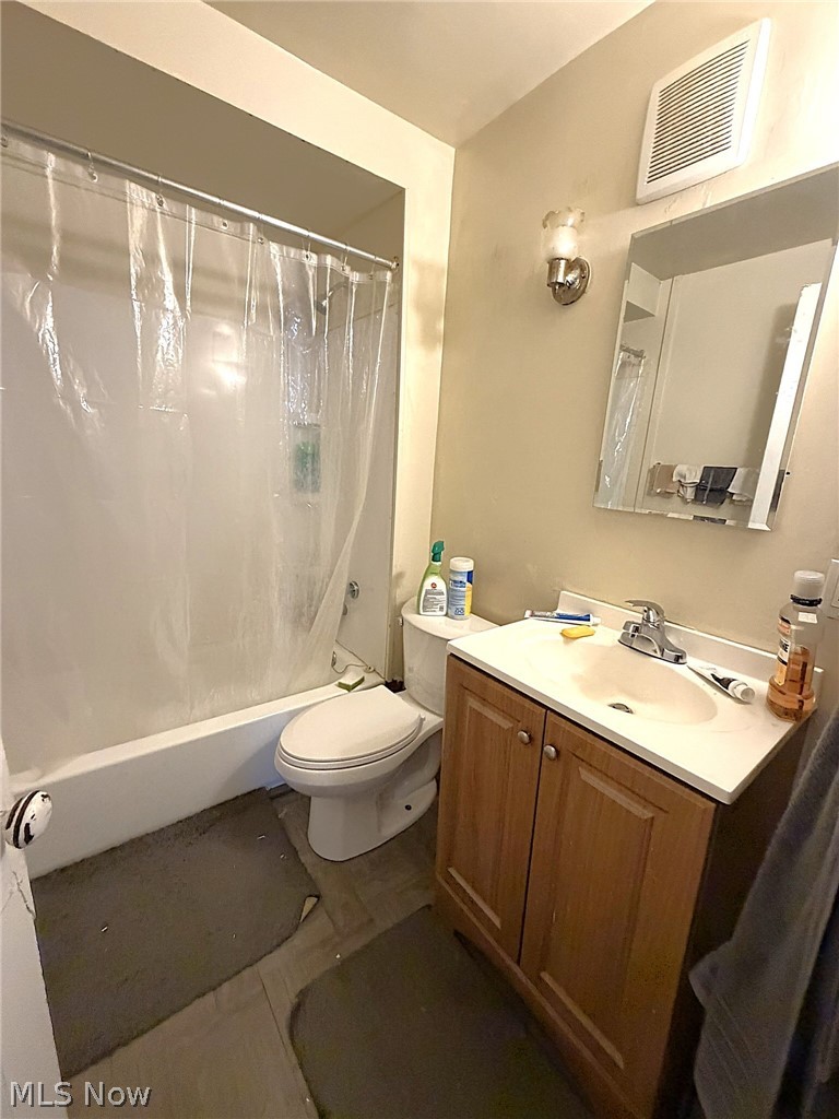8108 Grand Division Avenue Garfield Heights OH 44125