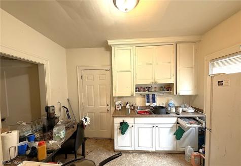 8108 Grand Division Avenue Garfield Heights OH 44125