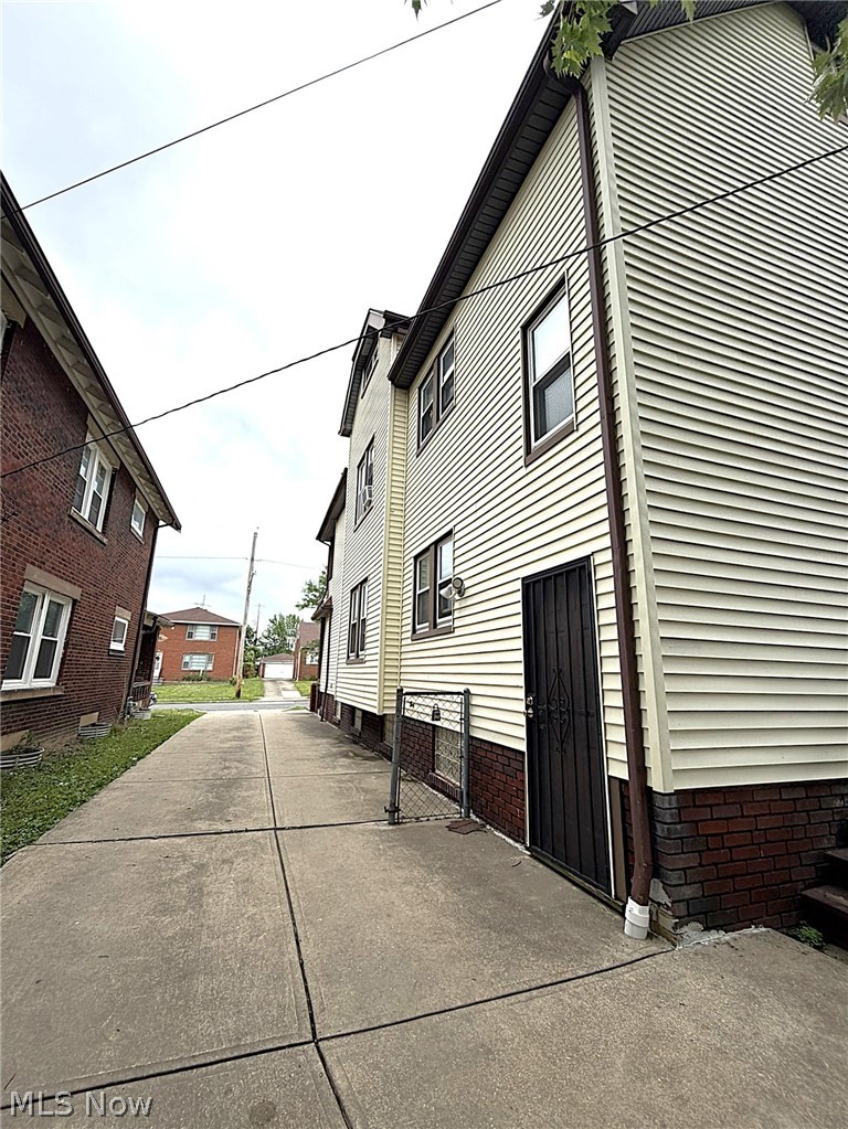 8108 Grand Division Avenue Garfield Heights OH 44125