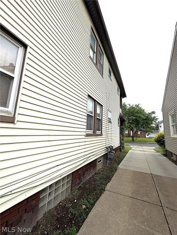 8108 Grand Division Avenue Garfield Heights OH 44125