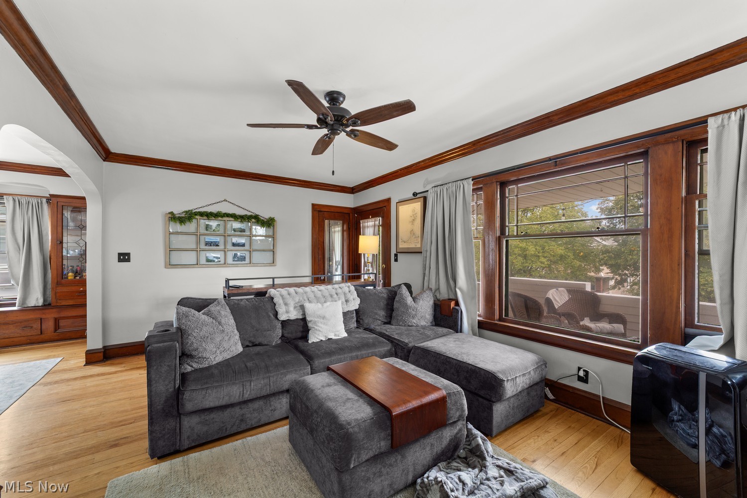 2148 Lewis Drive Lakewood OH 44107