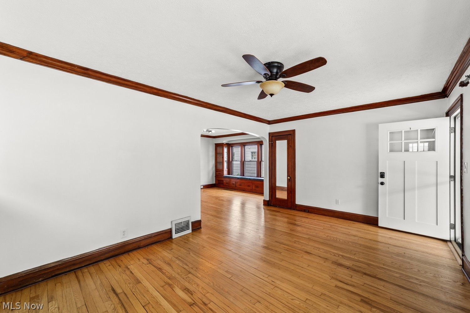 2148 Lewis Drive Lakewood OH 44107