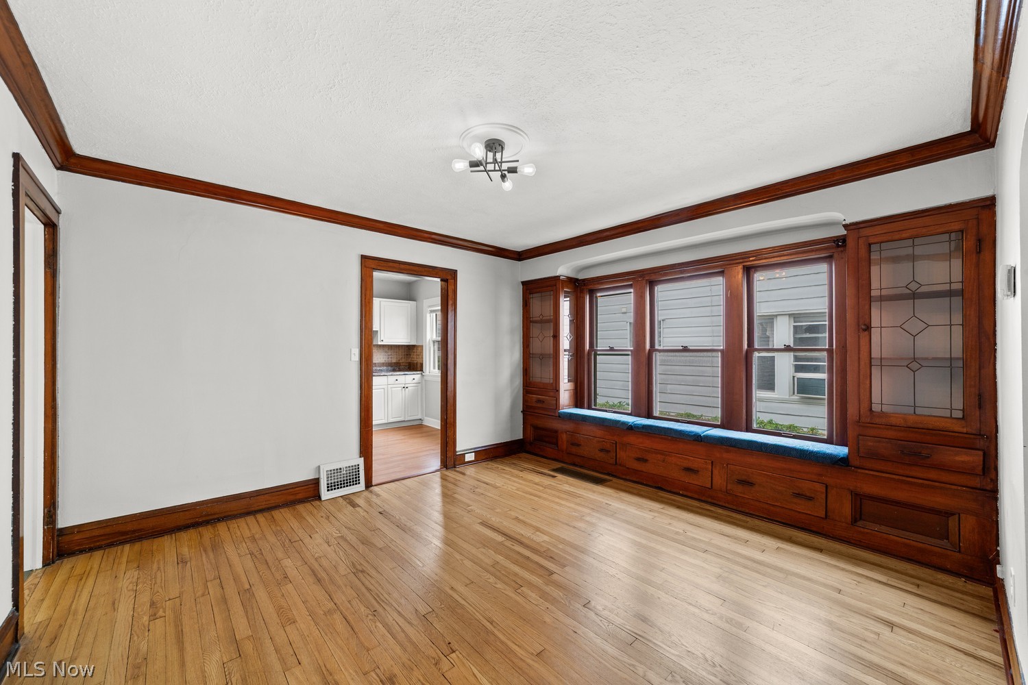 2148 Lewis Drive Lakewood OH 44107