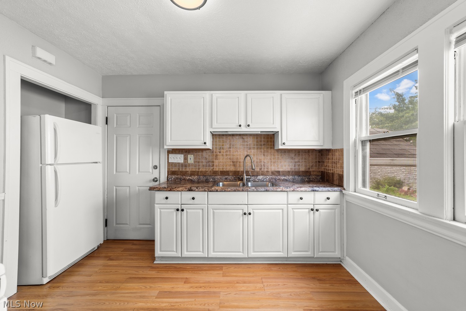 2148 Lewis Drive Lakewood OH 44107