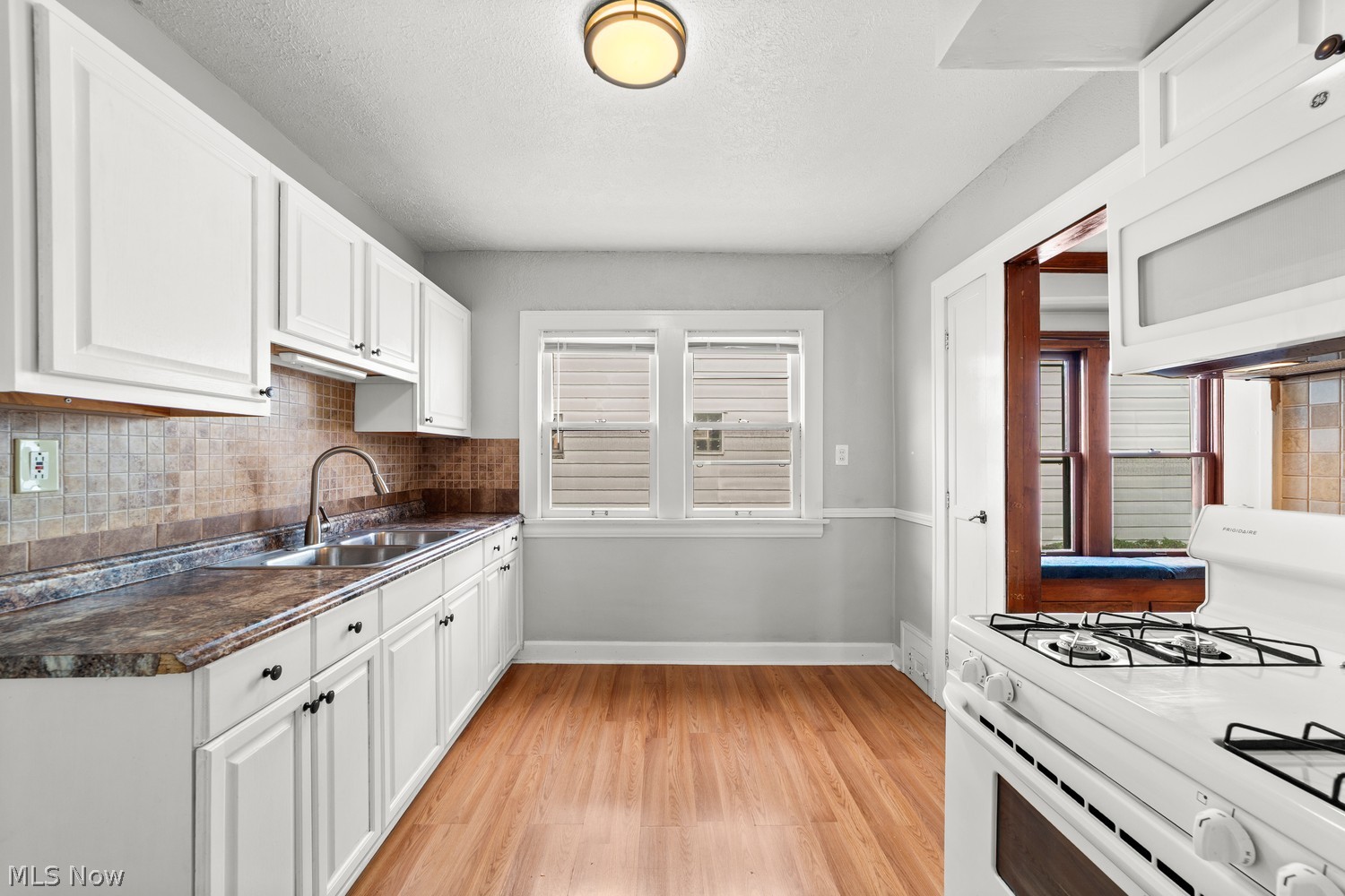 2148 Lewis Drive Lakewood OH 44107