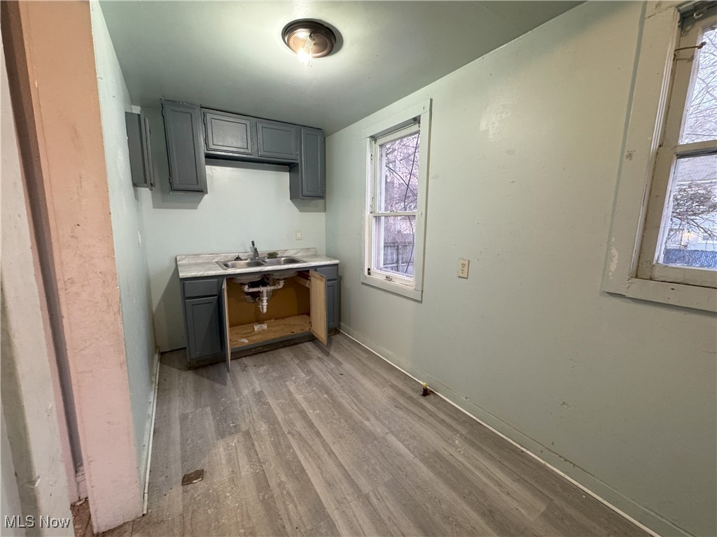 13809 Earlwood Road Cleveland OH 44110