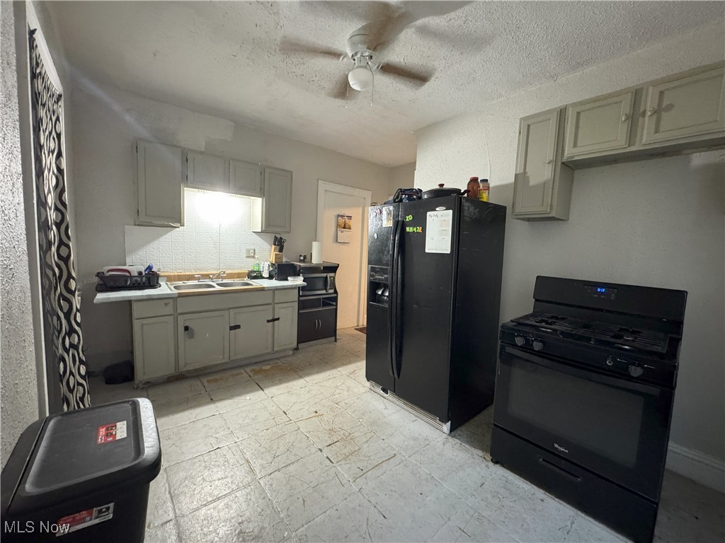 13809 Earlwood Road Cleveland OH 44110