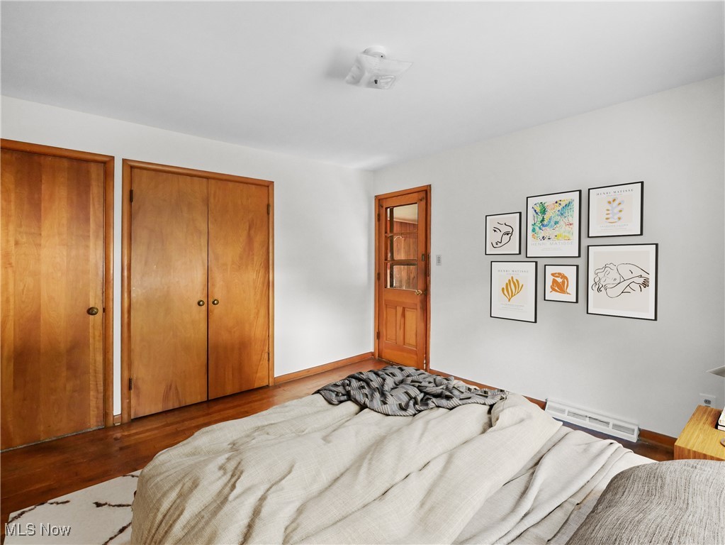 13532 Elbur Lane Lakewood OH 44107