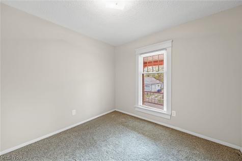 1362 W 83rd Street Cleveland OH 44102