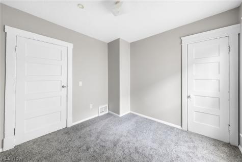 1362 W 83rd Street Cleveland OH 44102