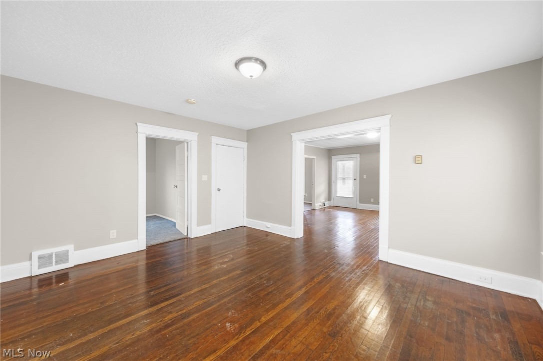 1362 W 83rd Street Cleveland OH 44102