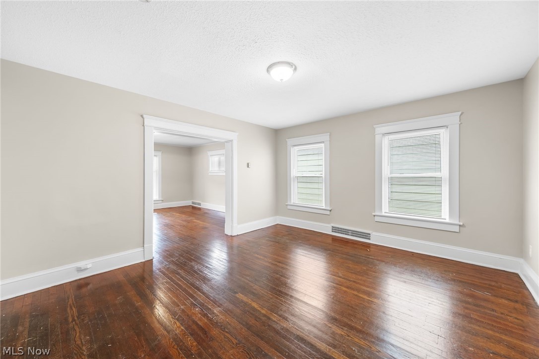 1362 W 83rd Street Cleveland OH 44102