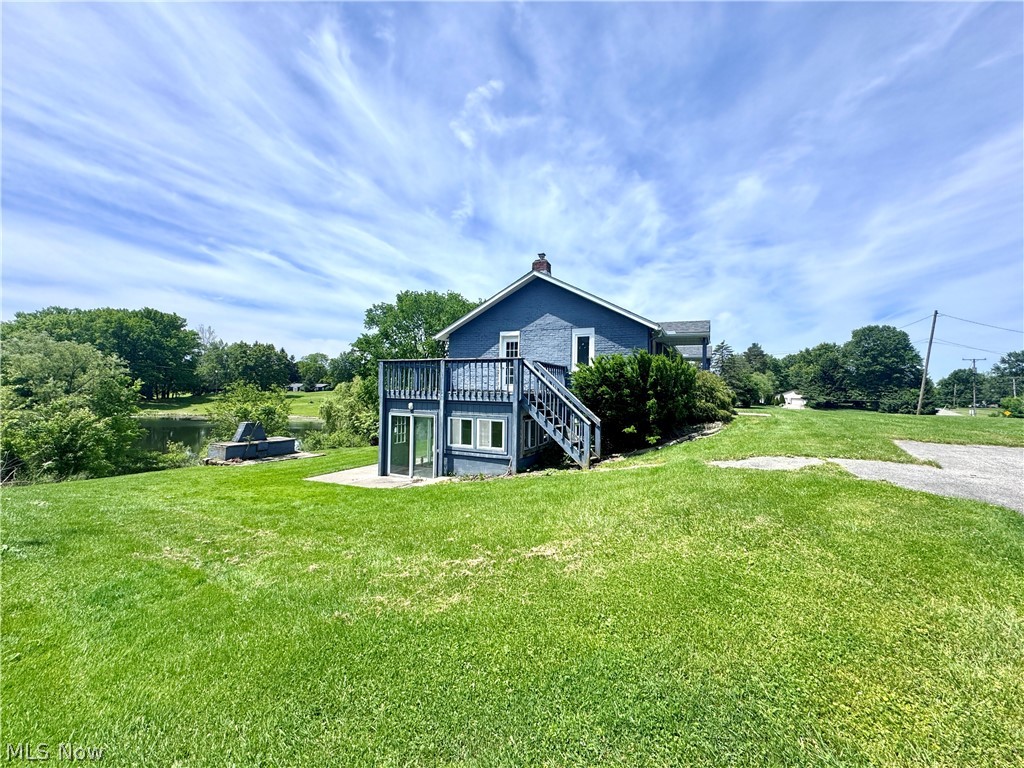 887-889 Colony Drive Aurora OH 44202