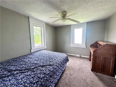 887-889 Colony Drive Aurora OH 44202