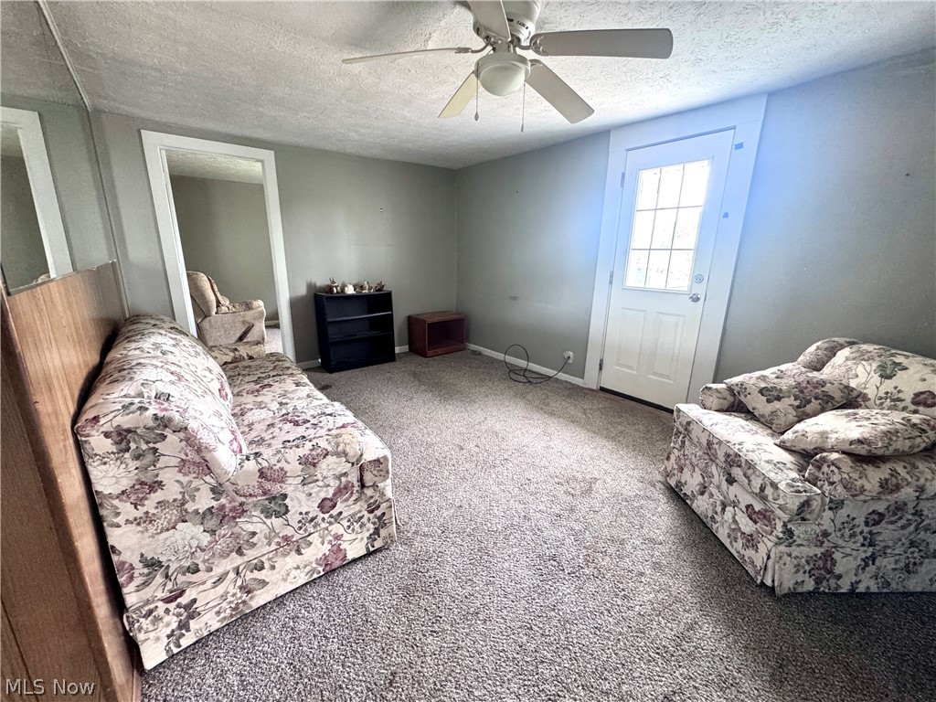 887-889 Colony Drive Aurora OH 44202