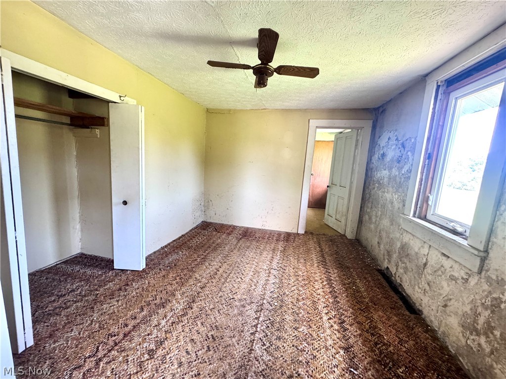 887-889 Colony Drive Aurora OH 44202