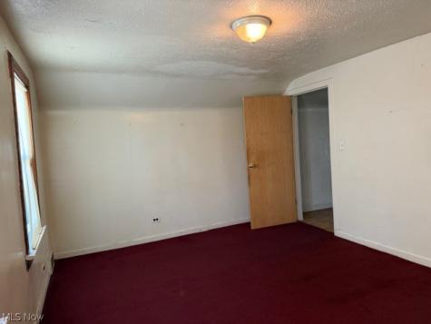 7120 Canton Avenue Cleveland OH 44105