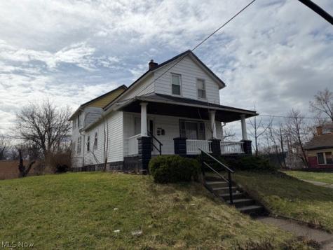 7120 Canton Avenue Cleveland OH 44105