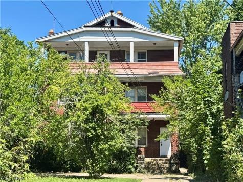 15709 Halliday Avenue Cleveland OH 44110