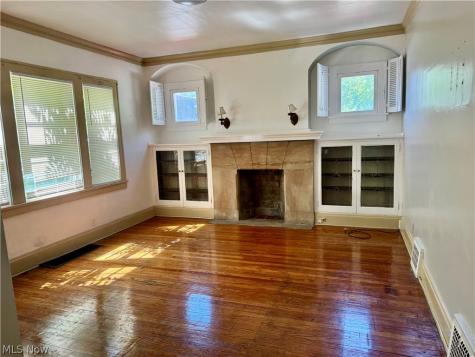 15709 Halliday Avenue Cleveland OH 44110