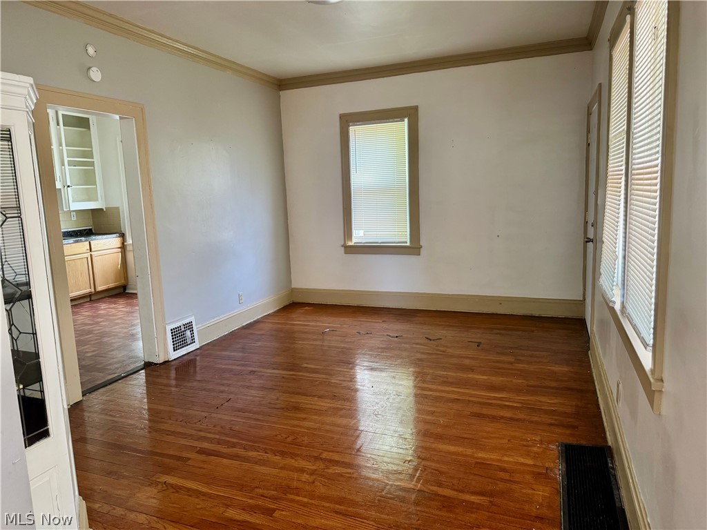 15709 Halliday Avenue Cleveland OH 44110