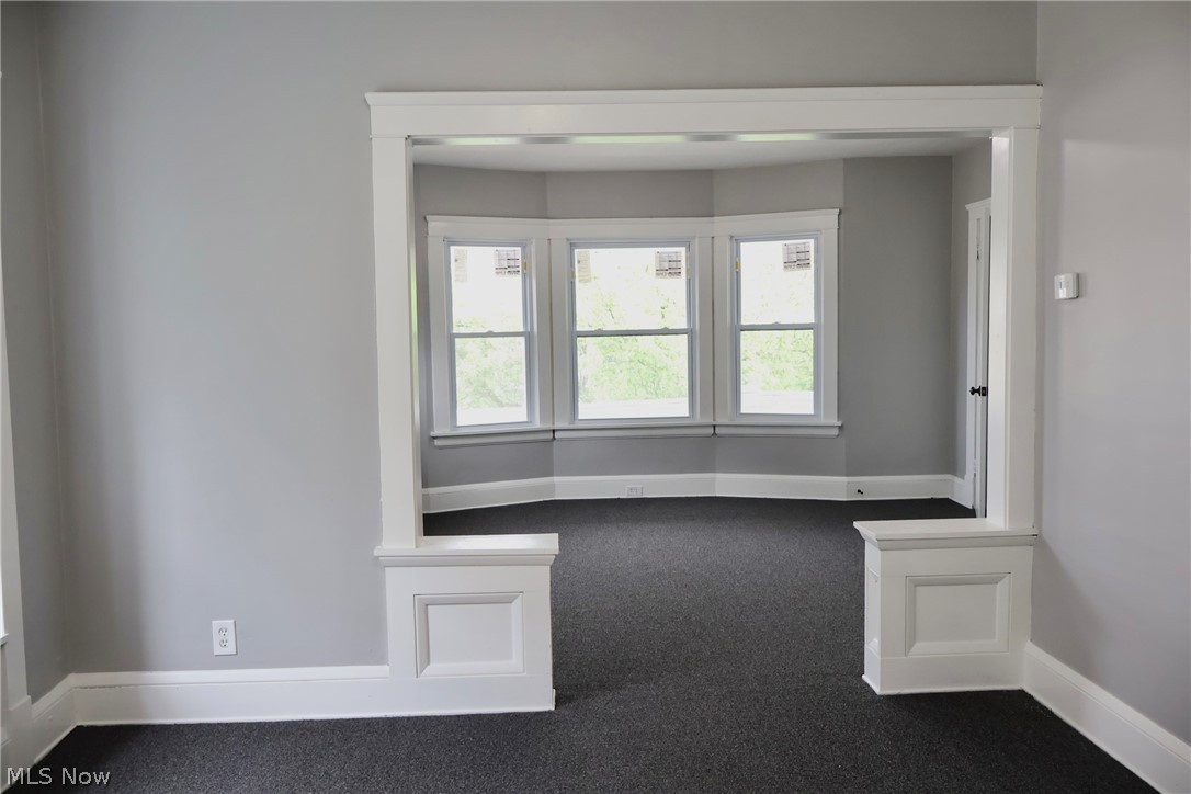 13302 Beachwood Avenue Cleveland OH 44105