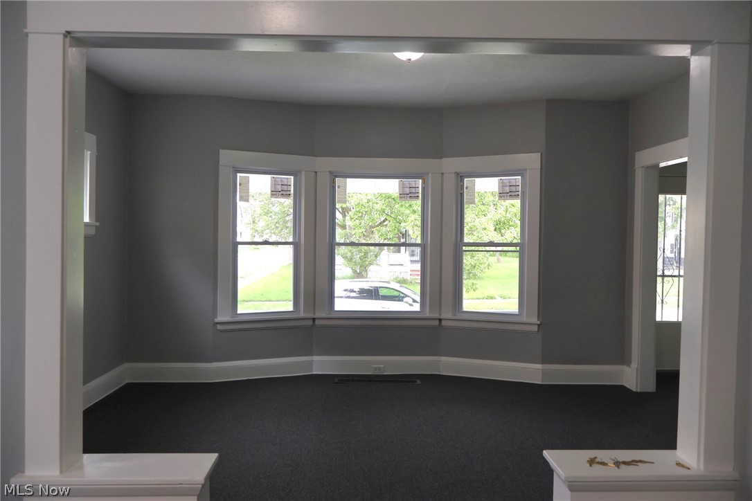 13302 Beachwood Avenue Cleveland OH 44105