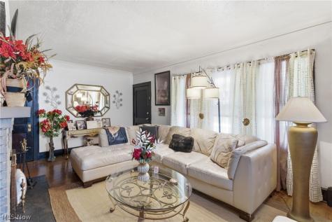3333 Desota Avenue Cleveland Heights OH 44118