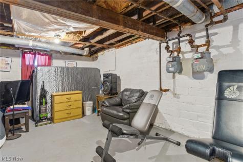 3333 Desota Avenue Cleveland Heights OH 44118