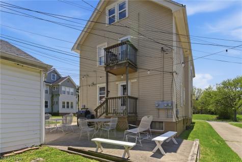 3333 Desota Avenue Cleveland Heights OH 44118