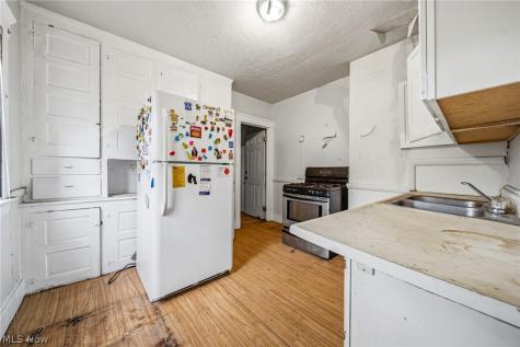 10022 Adams Avenue Cleveland OH 44108