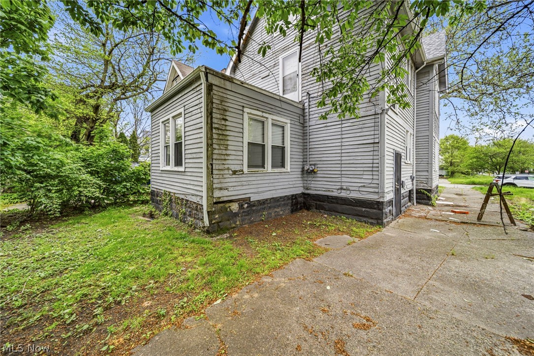 10022 Adams Avenue Cleveland OH 44108