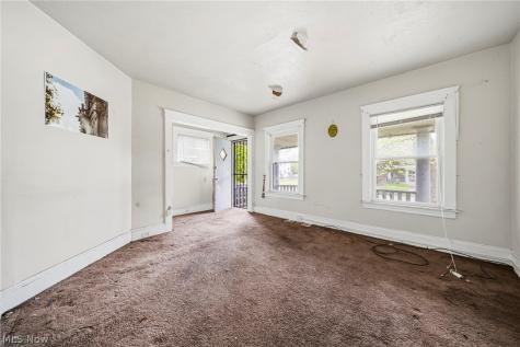 10022 Adams Avenue Cleveland OH 44108