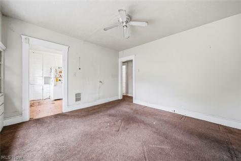 10022 Adams Avenue Cleveland OH 44108
