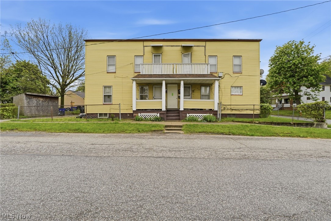 689 Midland Avenue Cleveland OH 44110