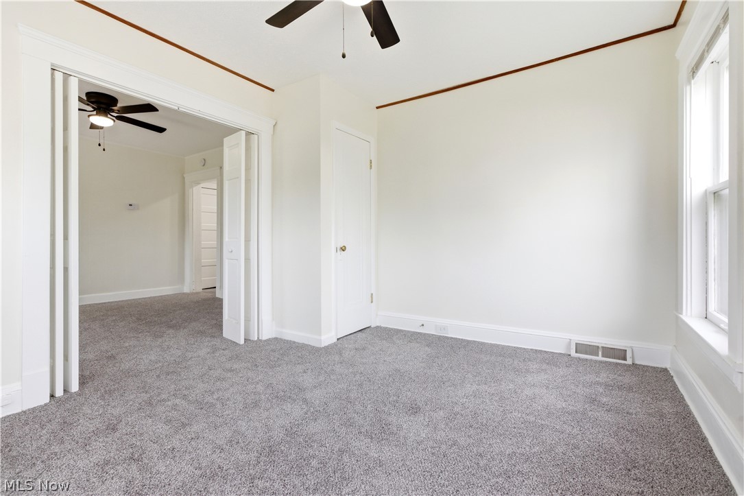 689 Midland Avenue Cleveland OH 44110
