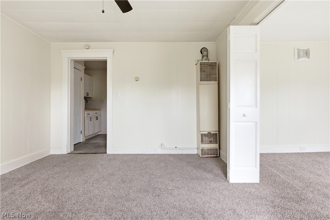 689 Midland Avenue Cleveland OH 44110