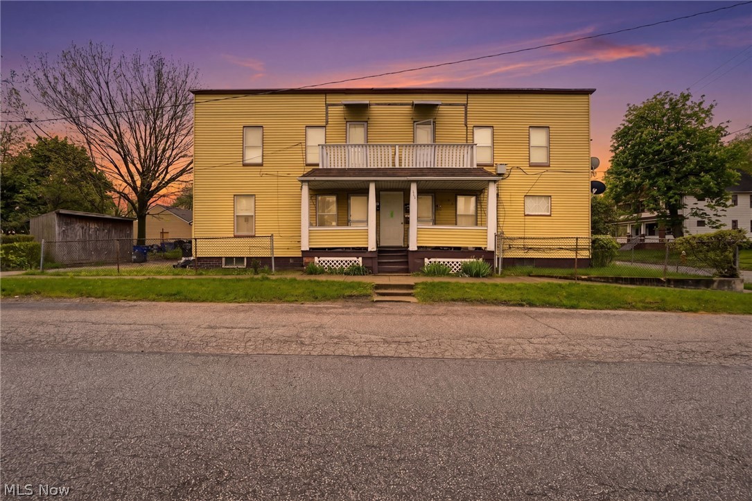 689 Midland Avenue Cleveland OH 44110