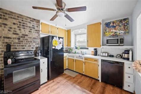 2108 S Belvoir Boulevard South Euclid OH 44121