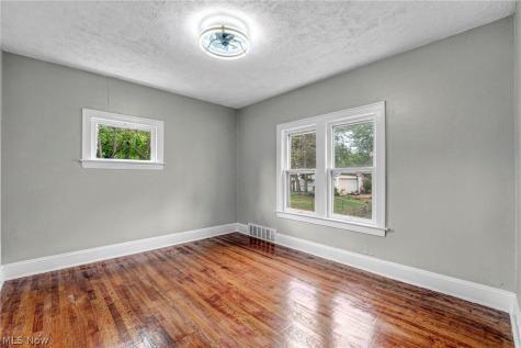 3692 Martin Luther King Jr Drive Cleveland OH 44105