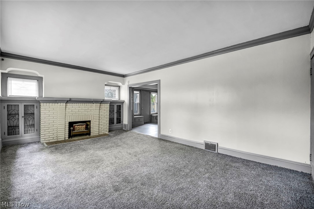 3692 Martin Luther King Jr Drive Cleveland OH 44105