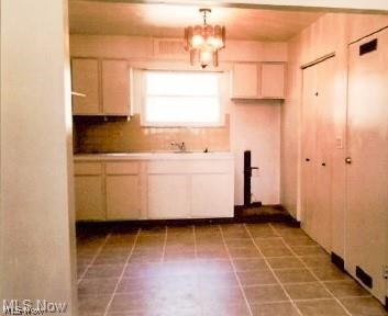 2375 Sanitarium Road Lakemore OH 44312