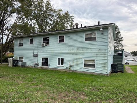 2375 Sanitarium Road Lakemore OH 44312
