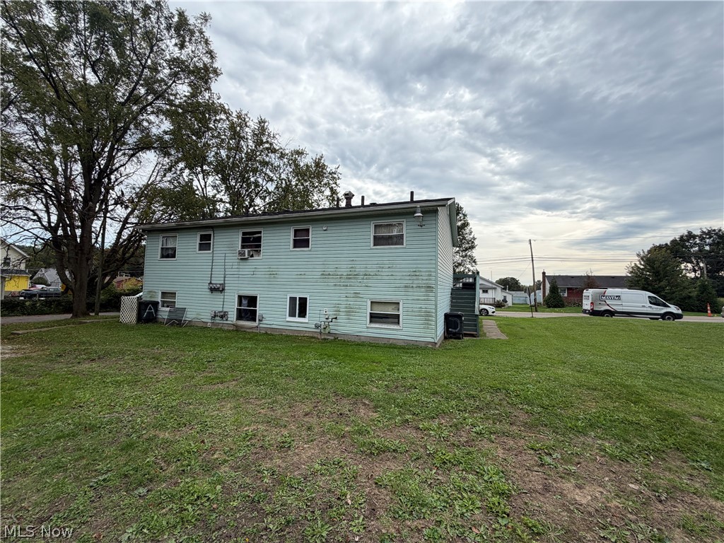 2375 Sanitarium Road Lakemore OH 44312