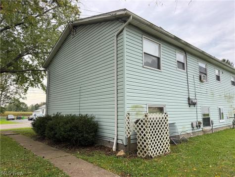 2375 Sanitarium Road Lakemore OH 44312