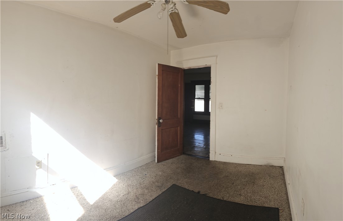 11213 Linnet Avenue Cleveland OH 44111