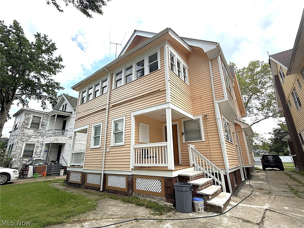 12413 Saywell Avenue Cleveland OH 44108