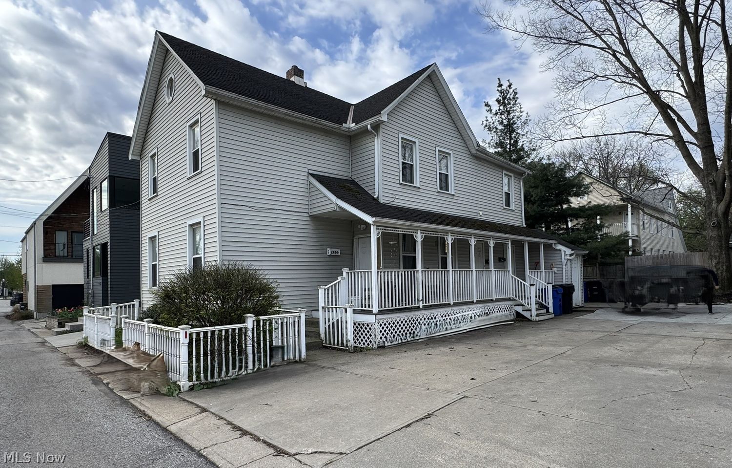 2484 W 6th Street Cleveland OH 44113